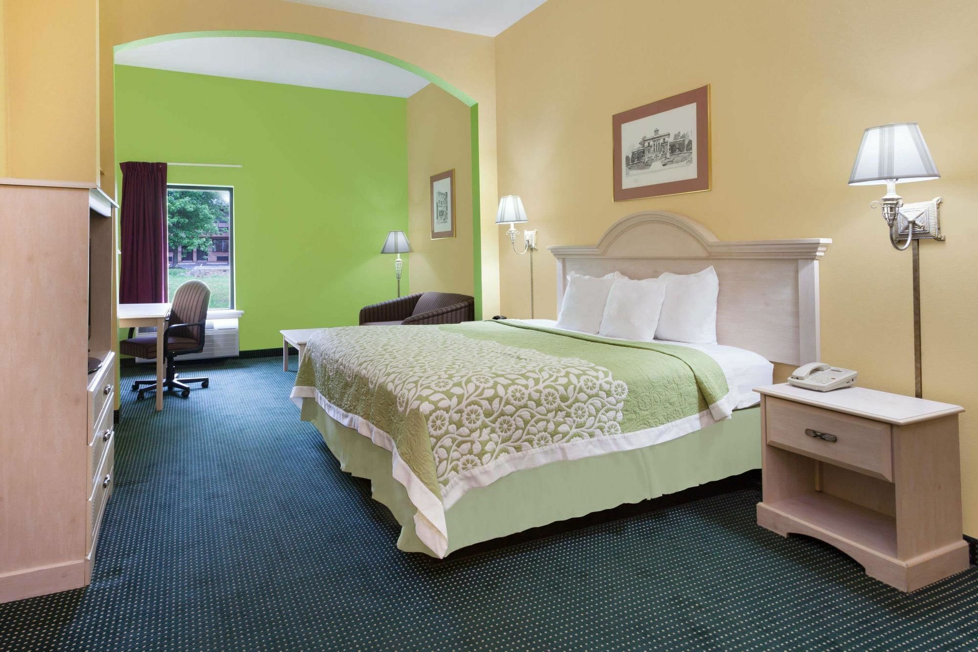 Days Inn & Suites By Wyndham Murfreesboro Dış mekan fotoğraf